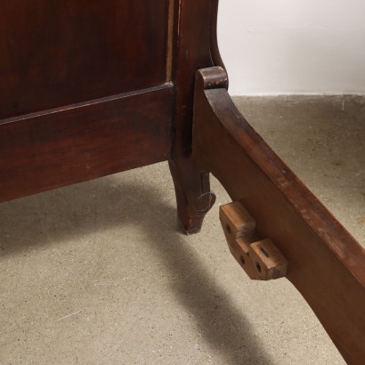 Coppia di letti in stile barocchetto