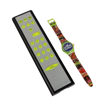 Swatch Zapping par Nam June Paik SLZ 104