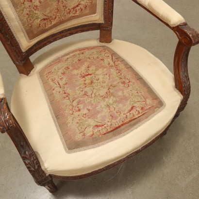 POLTRONCINA (tessuto ricamato),Poltroncina in Faggio tinto Noce