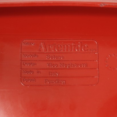 Quattro Sedie rosse 'Selene0apost,Vico Magistretti,Vico Magistretti,Vico Magistretti