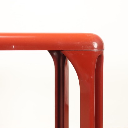 Table 'Stadio 100' par,Vico Magistretti,Vico Magistretti,Vico Magistretti