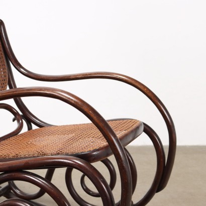Sedia dondolo tipo Thonet,Sedia a Dondolo Tipo Thonet