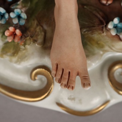 Giovane Donna con Mandolino Corti Capodi