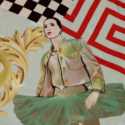 Moschino Foulard Vintage Goes With Every