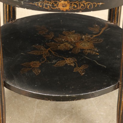 TABLE CHINOISE, Table en bois laqué noir