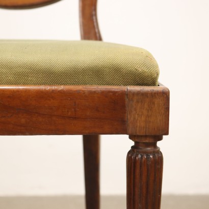 CHAISES, Groupe de cinq chaises en acajou
