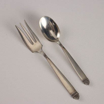 Ensemble de couverts à dessert en argent