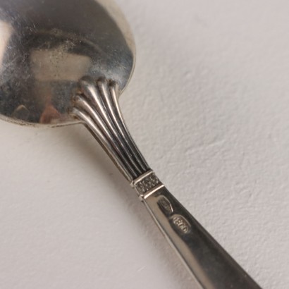 Ensemble de couverts à dessert en argent