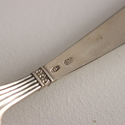 Ensemble de couverts à dessert en argent