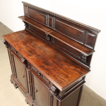 SIDEBOARD WITH PLATE RACK, Baroque sideboard with plate rack in walnut
