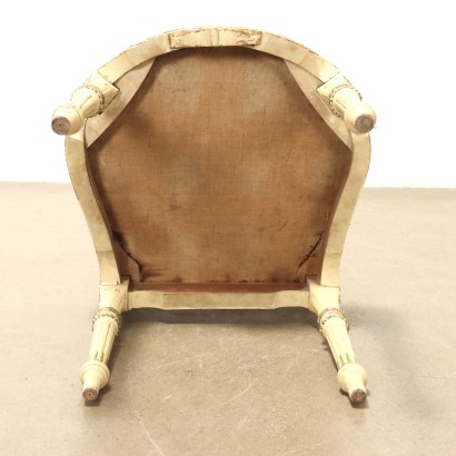 LACKIERTE STÜHLE, Lackierte und vergoldete Stühle, Lackierte und vergoldete Stühle im neoklassizistischen Stil