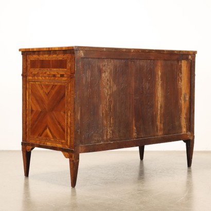 Neoclassical chest of drawers