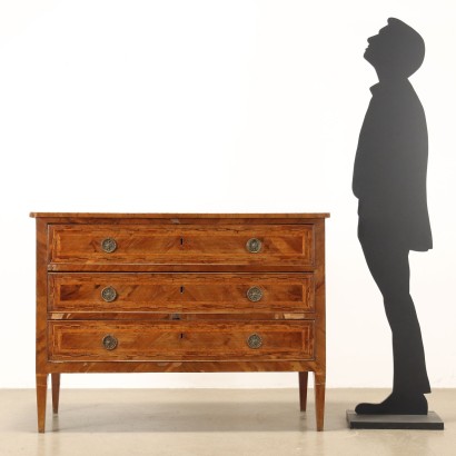 chest of drawers, Neoclassical chest of drawers