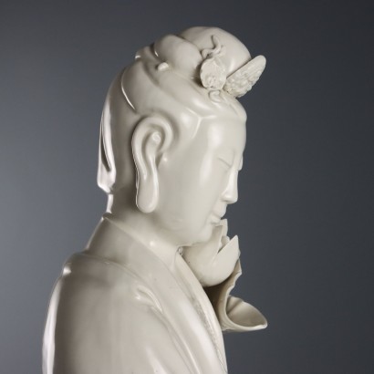 Guanyin Porcelain Statue