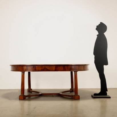 TABLE, Empire table in walnut