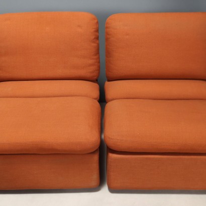 Tres sillones Zanotta de los años 80