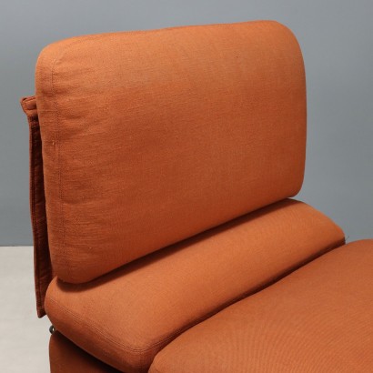 Tres sillones Zanotta de los años 80