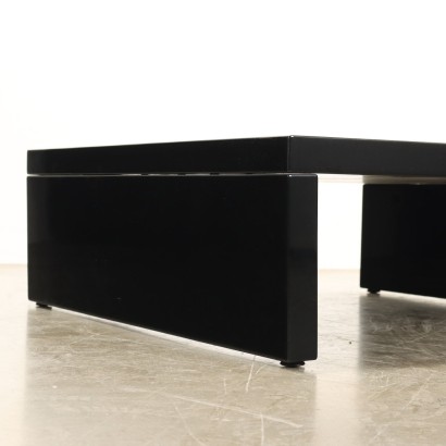 'Saratoga' coffee table Lell,Massimo and Lella Vignelli,Massimo and Lella Vignelli,Massimo and Lella Vignelli,Massimo and Lella Vignelli,Massimo and Lella Vignelli