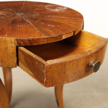 TABLES DE CHEVET, Tables de chevet en noyer