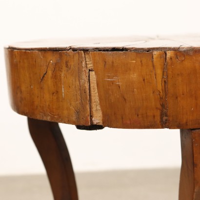 TABLES DE CHEVET, Tables de chevet en noyer