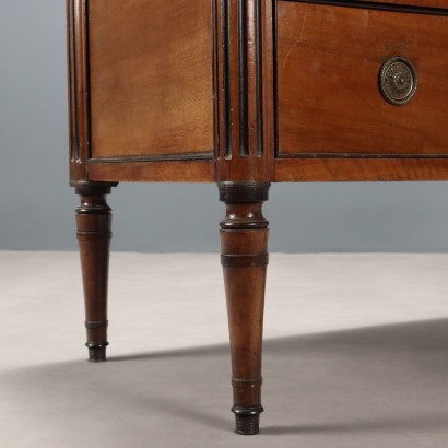 Commode, Commode en noyer