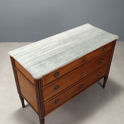 Commode, Commode en noyer