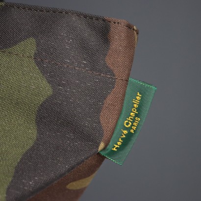 Bolso de camuflaje de Herve Chapelier