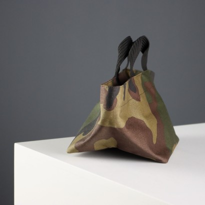 Bolso de camuflaje de Herve Chapelier