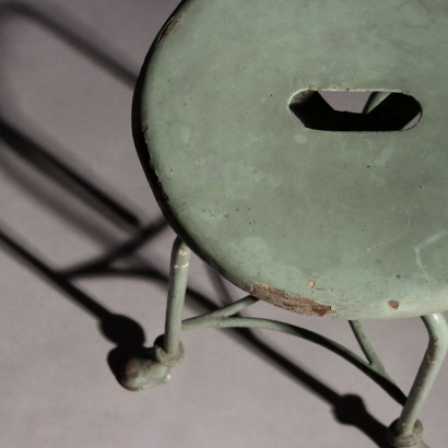 VITRINA, Grupo de Muebles de Hierro Pintado