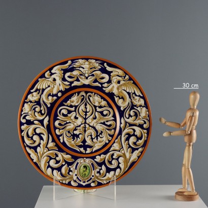 Pair of Carrara Parade Plates and