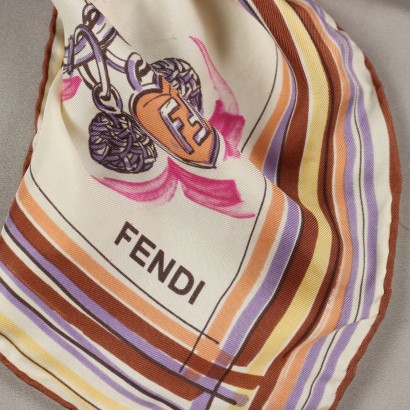 Accesorios y bufandas Fendi