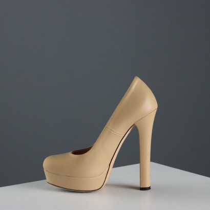 Tacones beige Gucci
