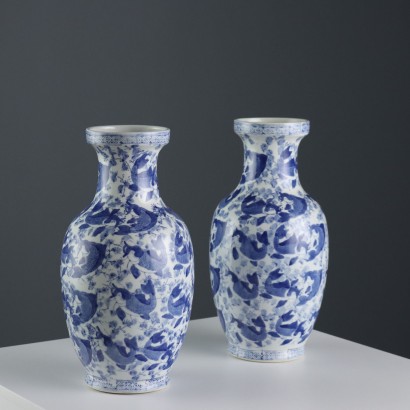 Par de jarrones de porcelana