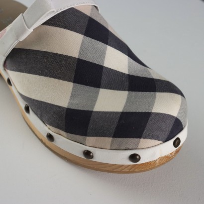 Burberry Clogs