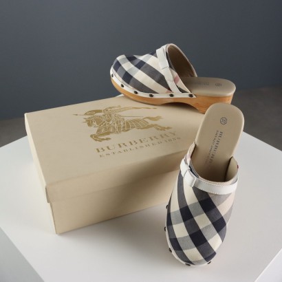 Burberry Clogs
