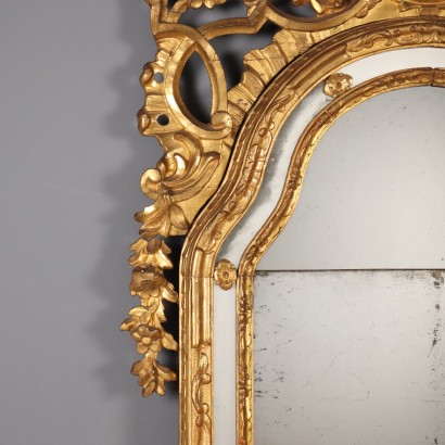 Golden mirror