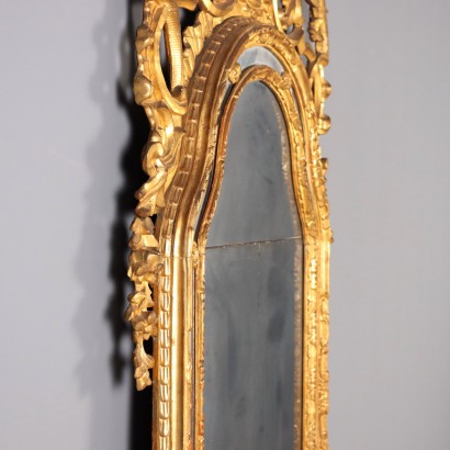 Golden mirror