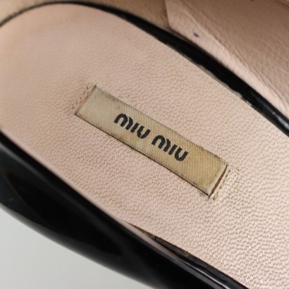 Miu Miu Offene Zehenpartie Schwarz und Gold