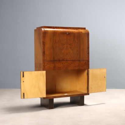 Gabinete de hojas abatibles de la década de 1940