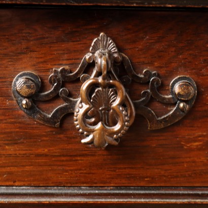 Sideboard mit Regal