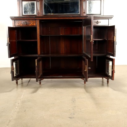 Sideboard mit Regal