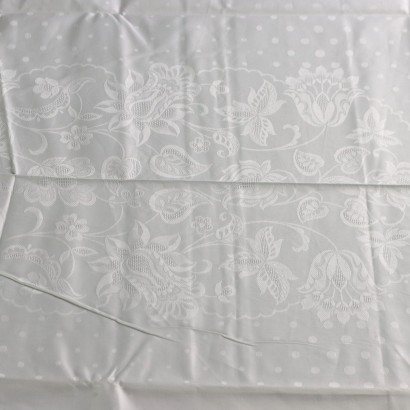 Flanders Tablecloth with Six Napkins