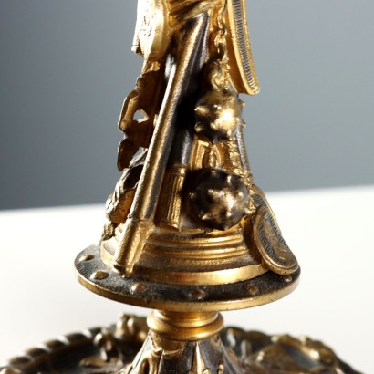 Par de candelabros de bronce bruñido,Par de candelabros de bronce bruñido,Par de candelabros de bronce bruñido