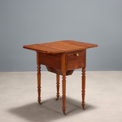 Mesa de centro, mesa de centro con listones de caoba