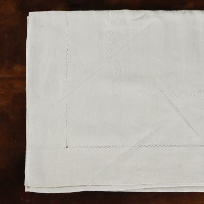Drap simple avec une taie d'oreiller