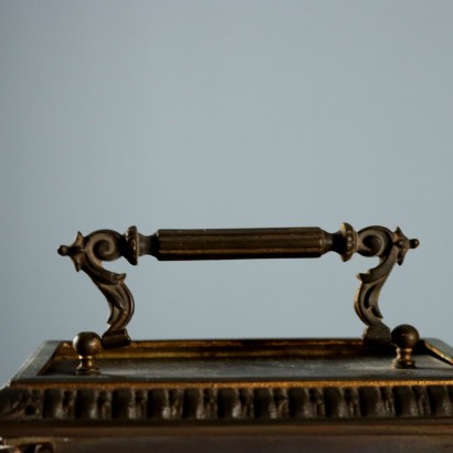 Horloge de table en bronze