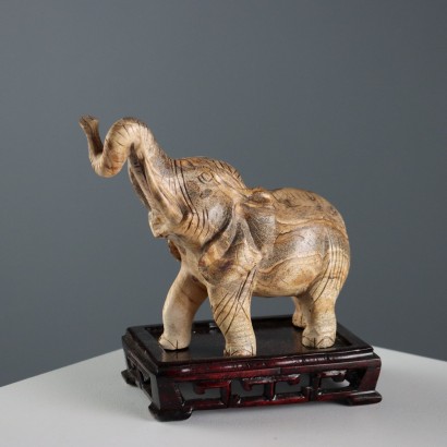 Elefante de piedra