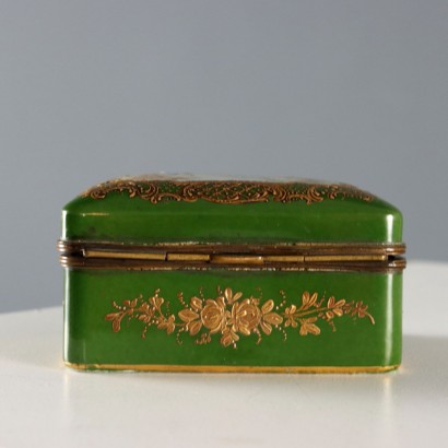 Cofre de porcelana de la fábrica S