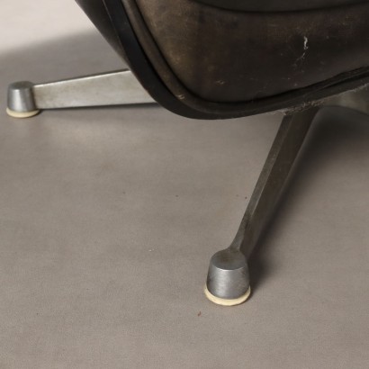 Poltrona tipo Lounge Chair di Charles