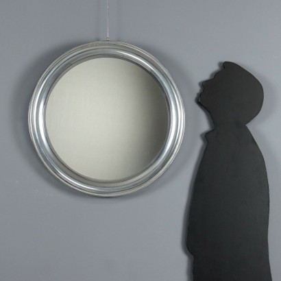 Round mirror from the 1960s